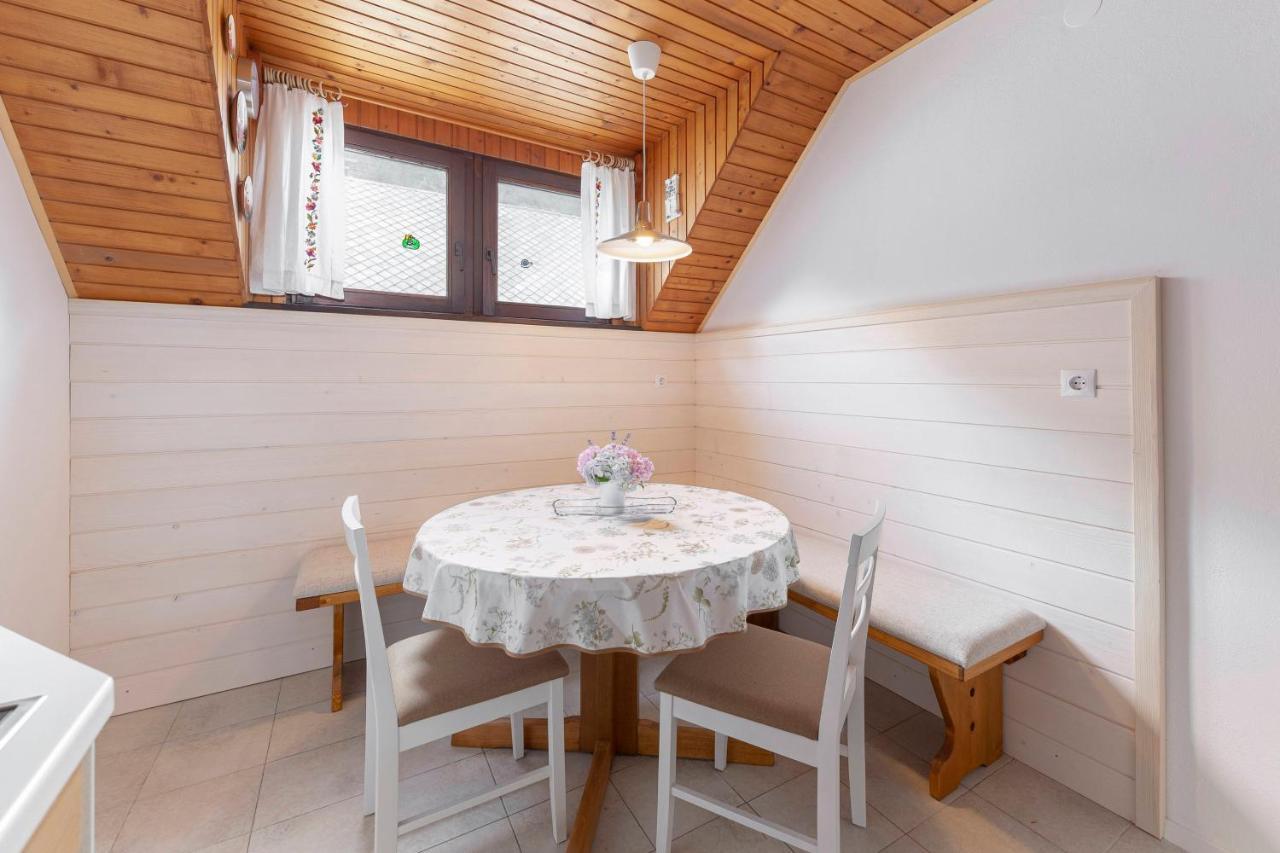 Apartma Mikelj Bohinj Exteriör bild