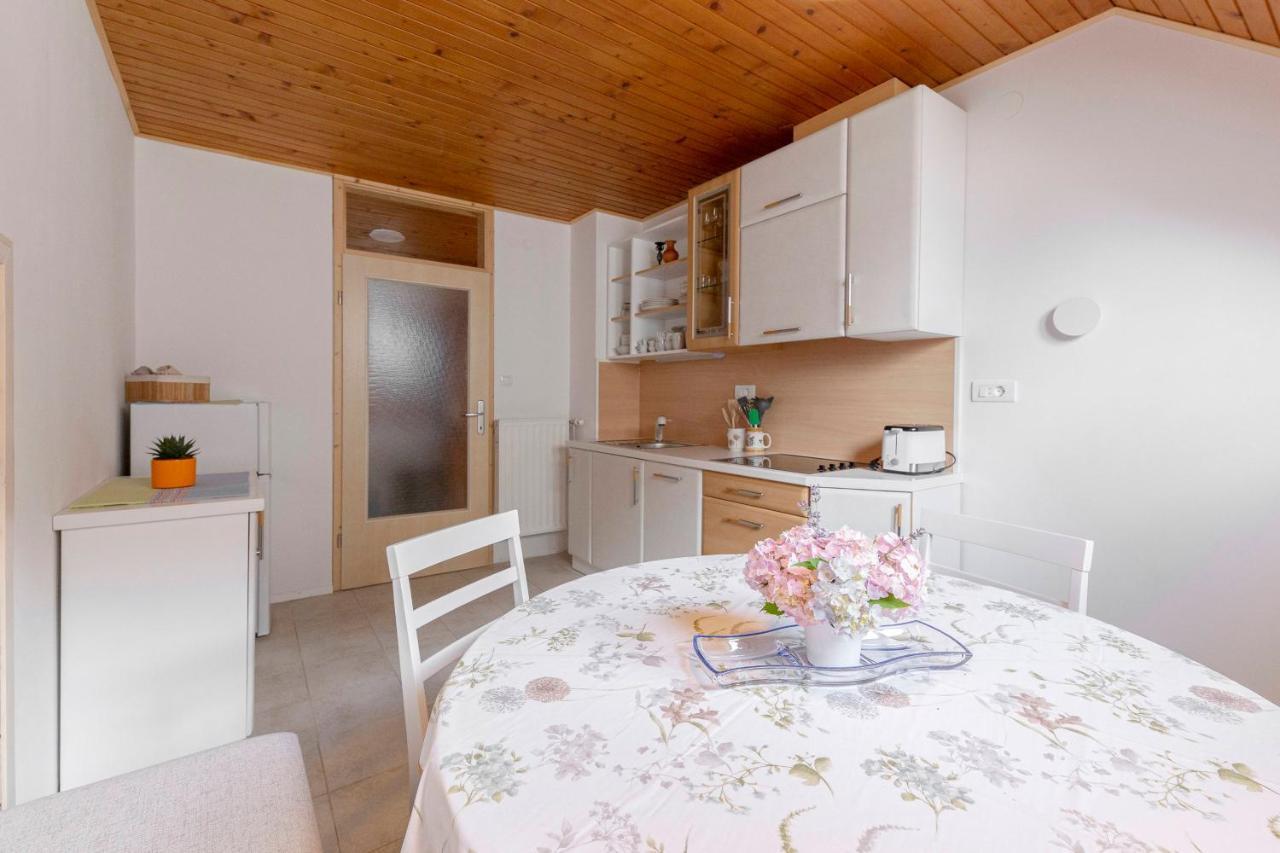 Apartma Mikelj Bohinj Exteriör bild